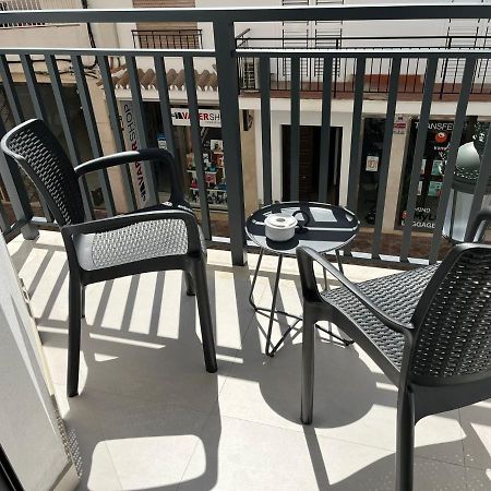 Apartamentos Mombasa 1 Planta نيرخا المظهر الخارجي الصورة