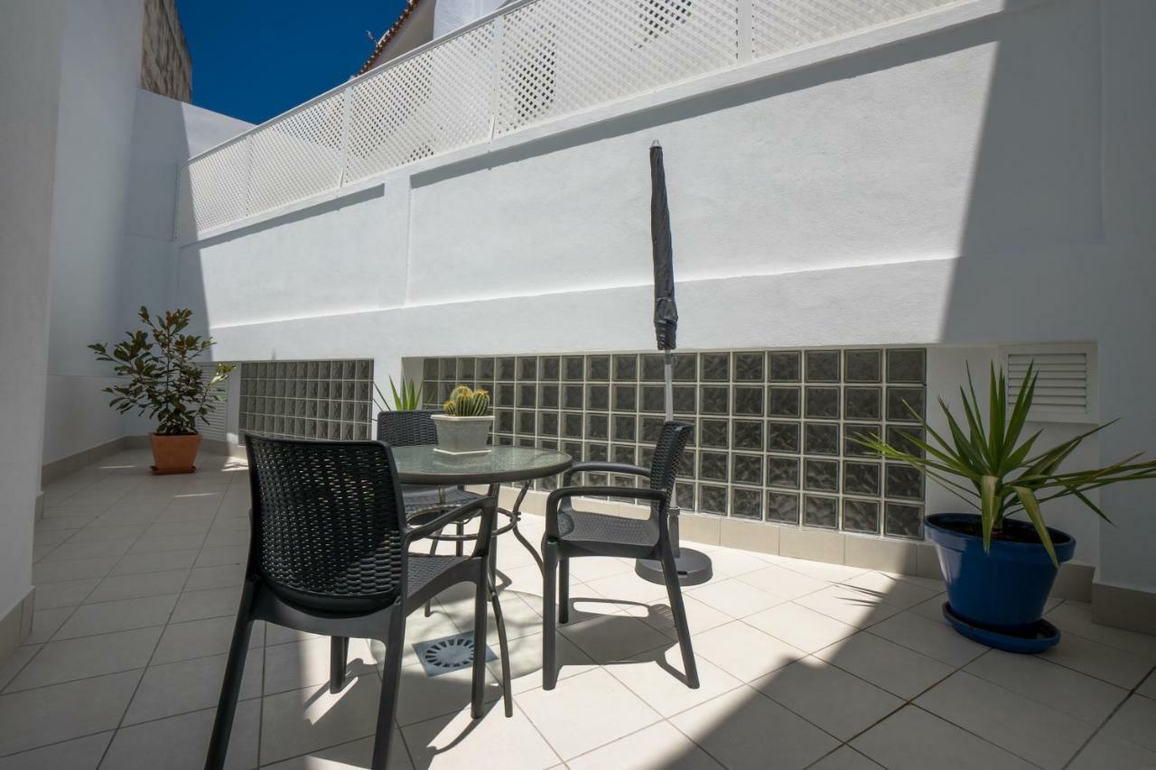 Apartamentos Mombasa 1 Planta نيرخا المظهر الخارجي الصورة